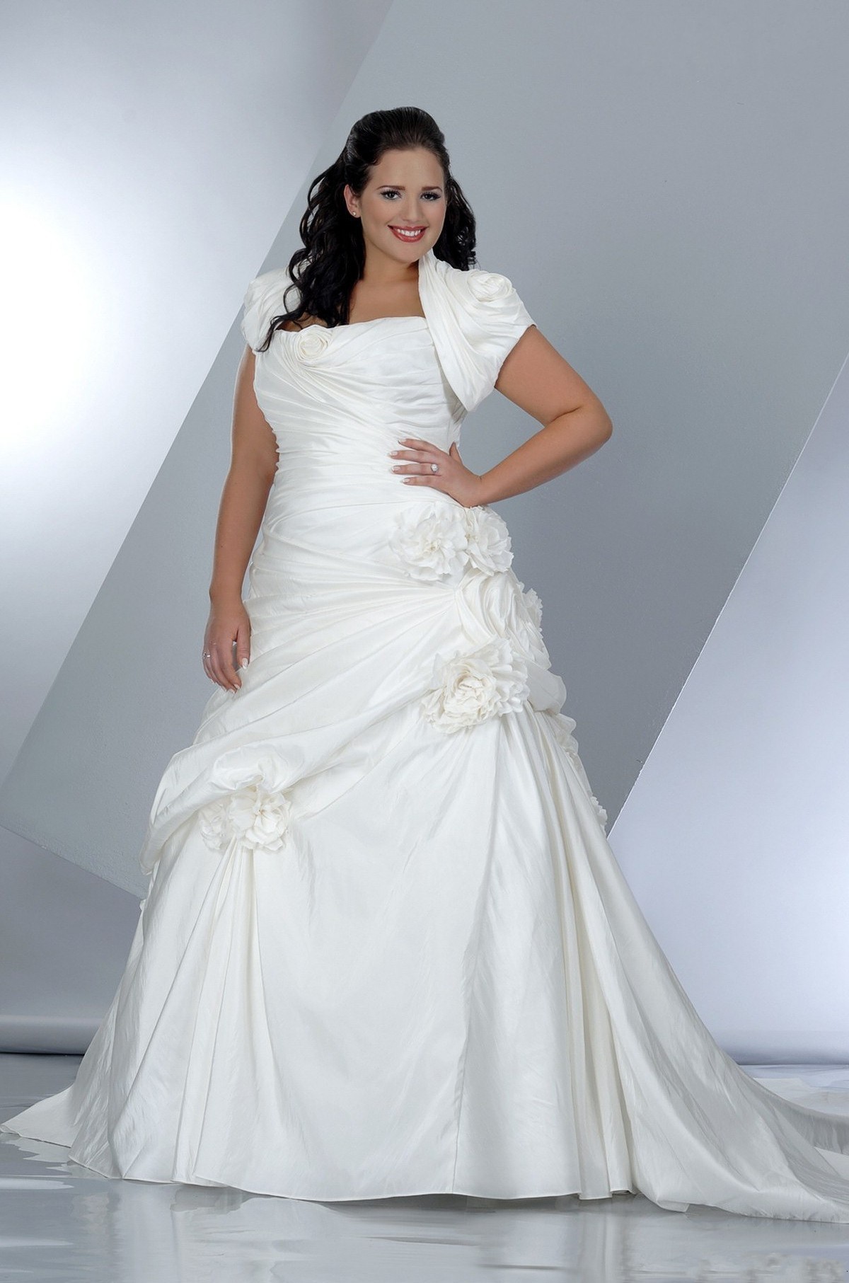  Plus Size Colored Wedding Dresses  Learn more here 