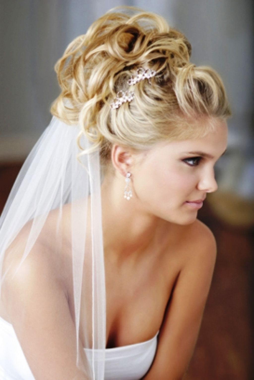20 Wedding Hairstyle Long Hair You Can Do At Home - MagMent