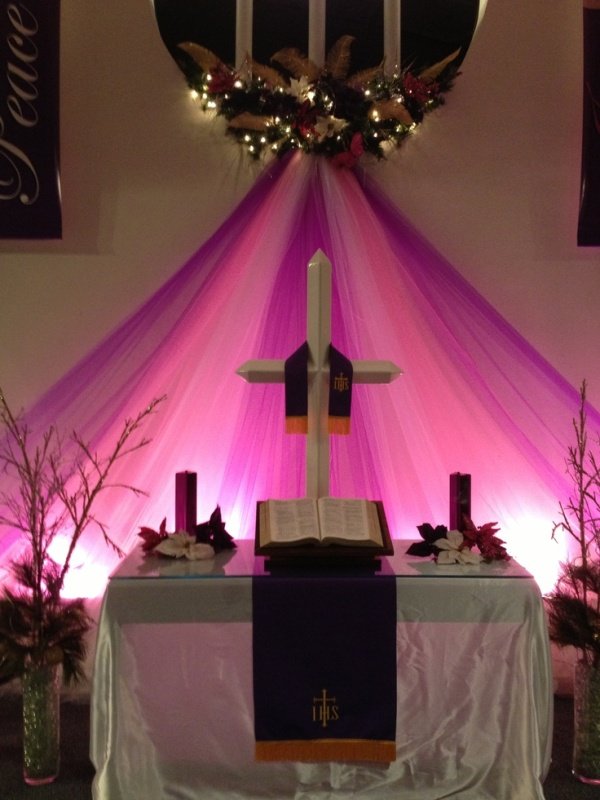 30 Church Christmas Decorations Ideas - MagMent 30 Church Christmas Decorations Ideas - MagMent