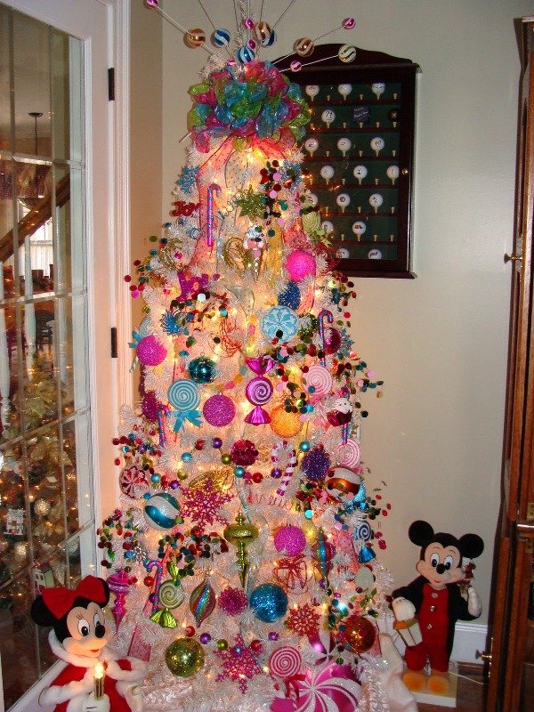 25 all time favorite disney christmas tree decorations 25 all time favorite disney christmas tree decorations