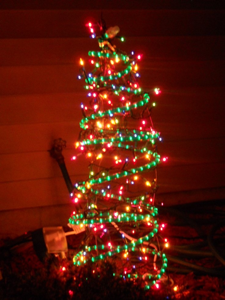 25 amazing outdoor christmas tree decorations ideas magment 25 amazing outdoor christmas tree decorations ideas magment
