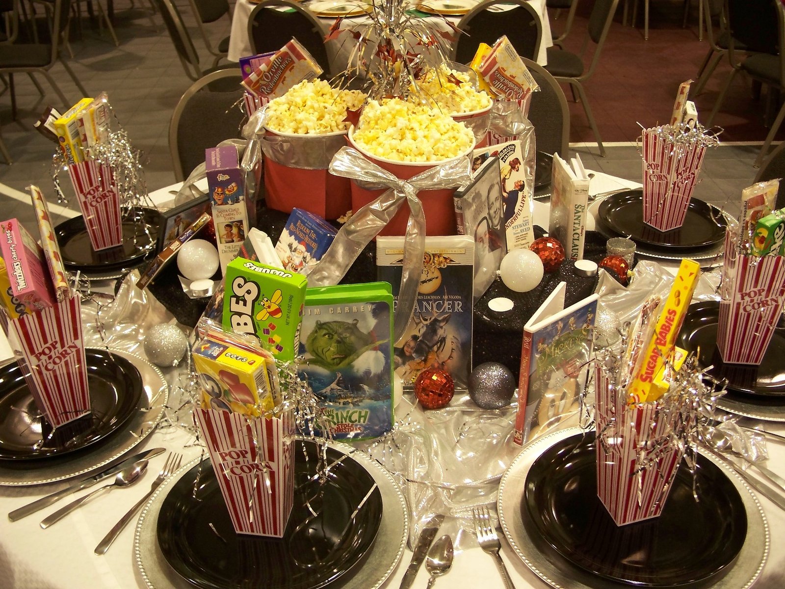 20 Christmas Party Decorations Ideas For This Year