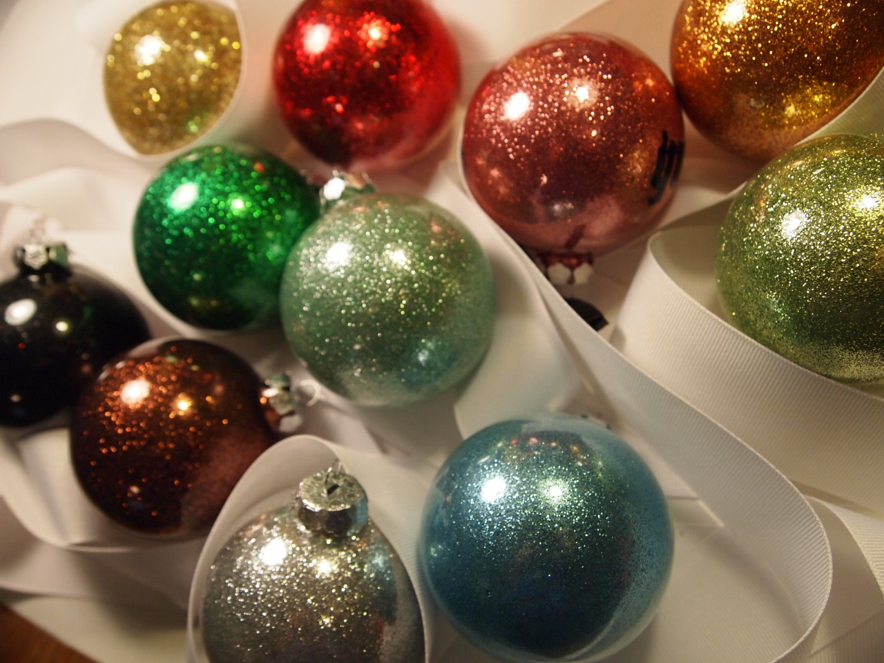 Latest Beautiful Christmas Ornaments News Update
