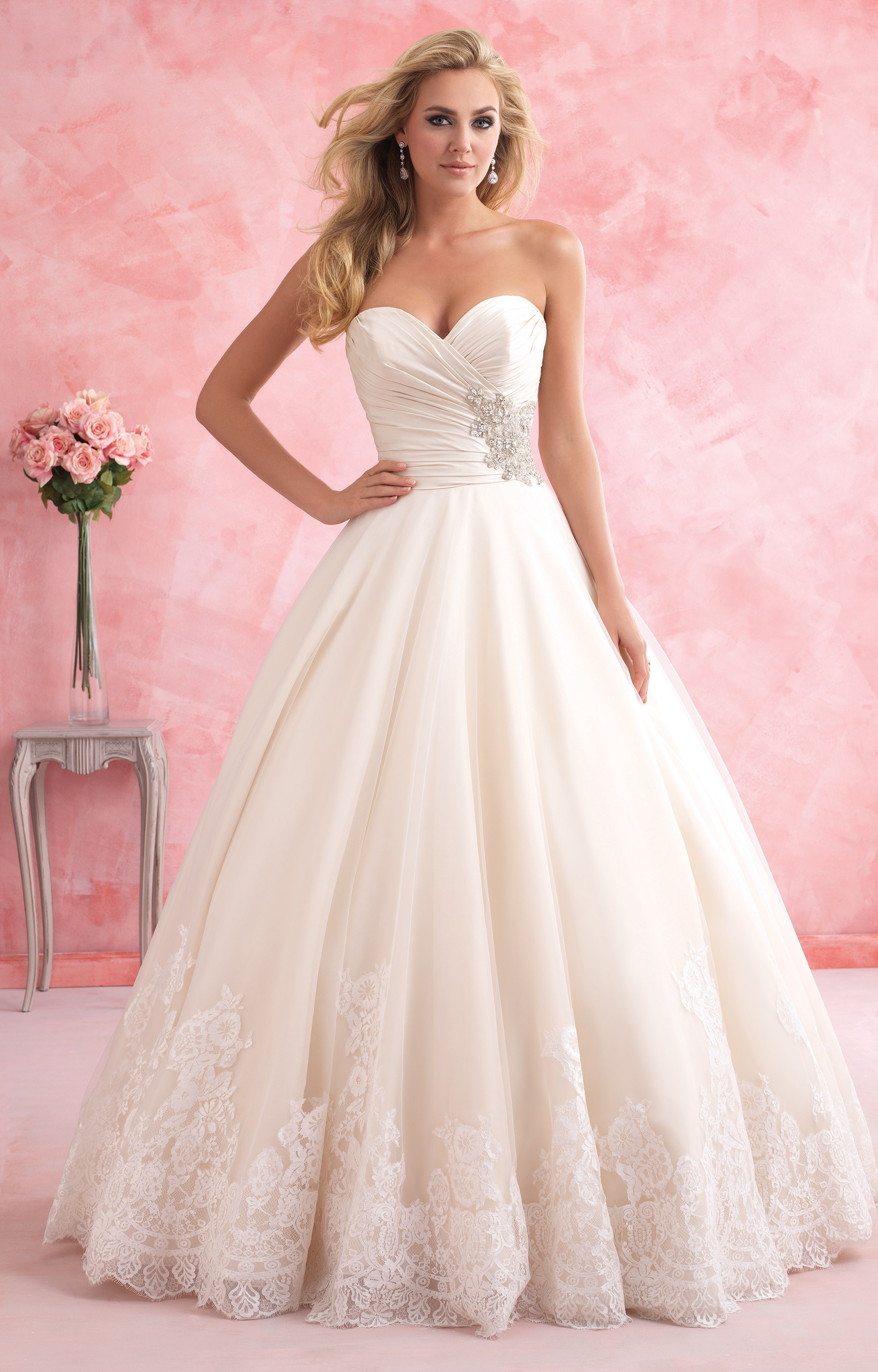 20 Ball Gown Wedding Dresses - Wedding Gowns & Big Hips - MagMent