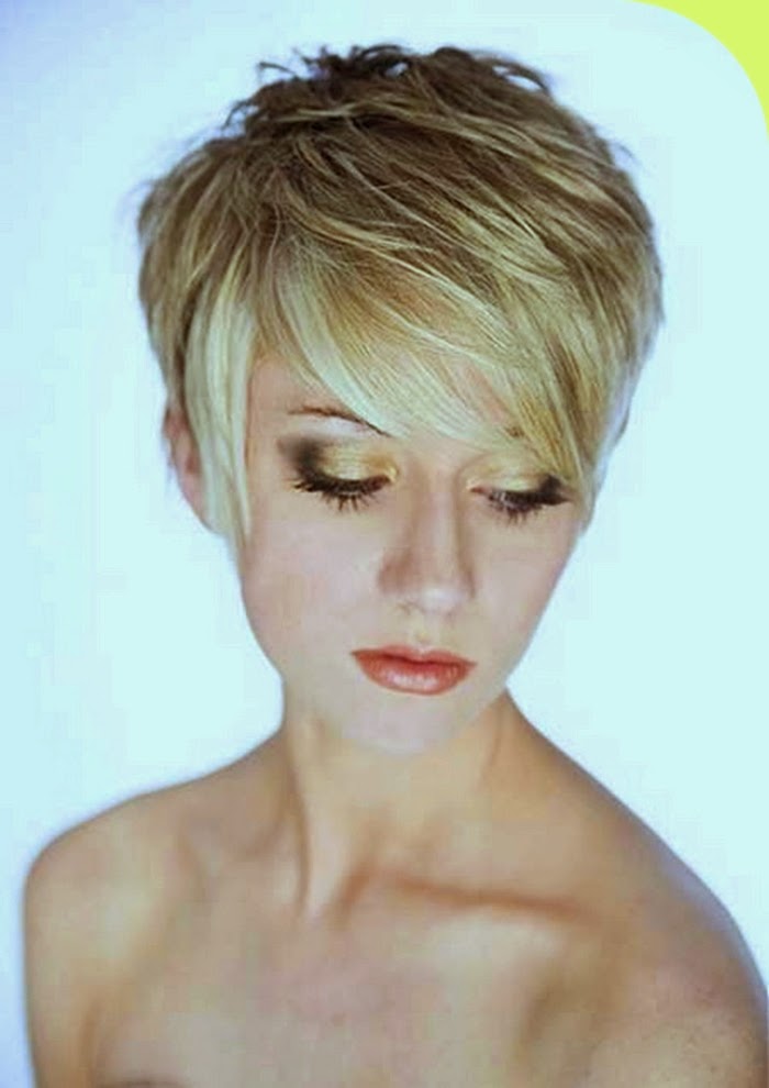 24 Easy Short Hairstyles Ideas To Try - MagMent