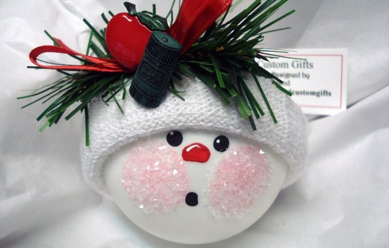 30 Brilliant Inspirations of Snowman Christmas Ornaments - MagMent