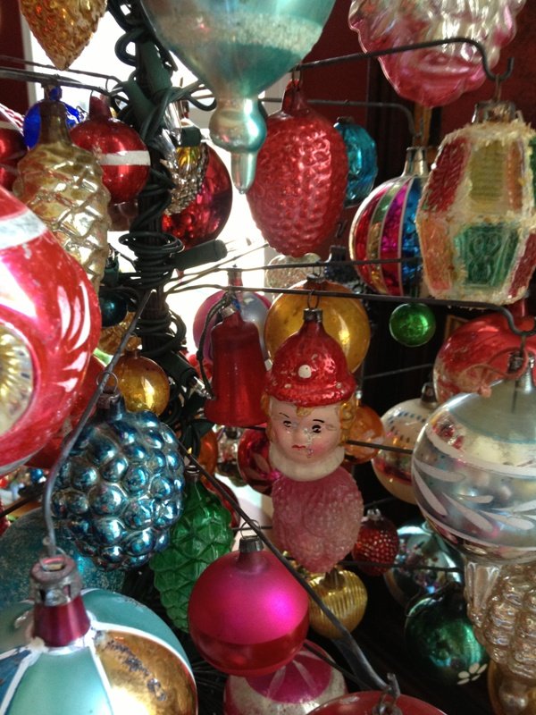 25 Great Old Christmas Ornaments Ideas - MagMent